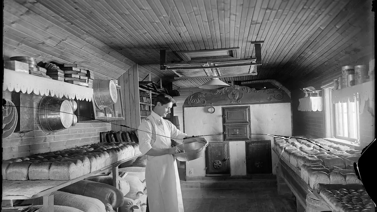 Melvyn Davis – bakery in Shipley town centre